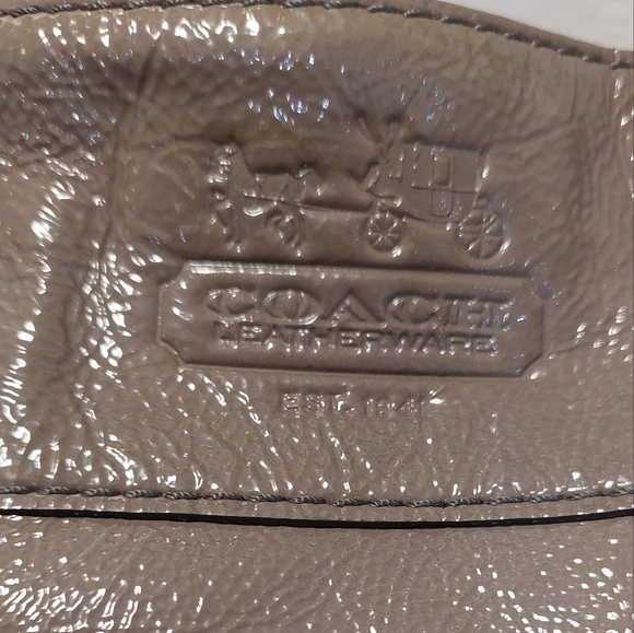 ❤️SALE! COACH Zoe Leather Hobo Shoulder Bag - Picture 8 of 16